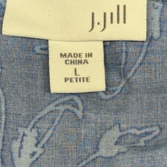 J Jill Sleeveless Button Down Top. Large - Picture 8 of 11